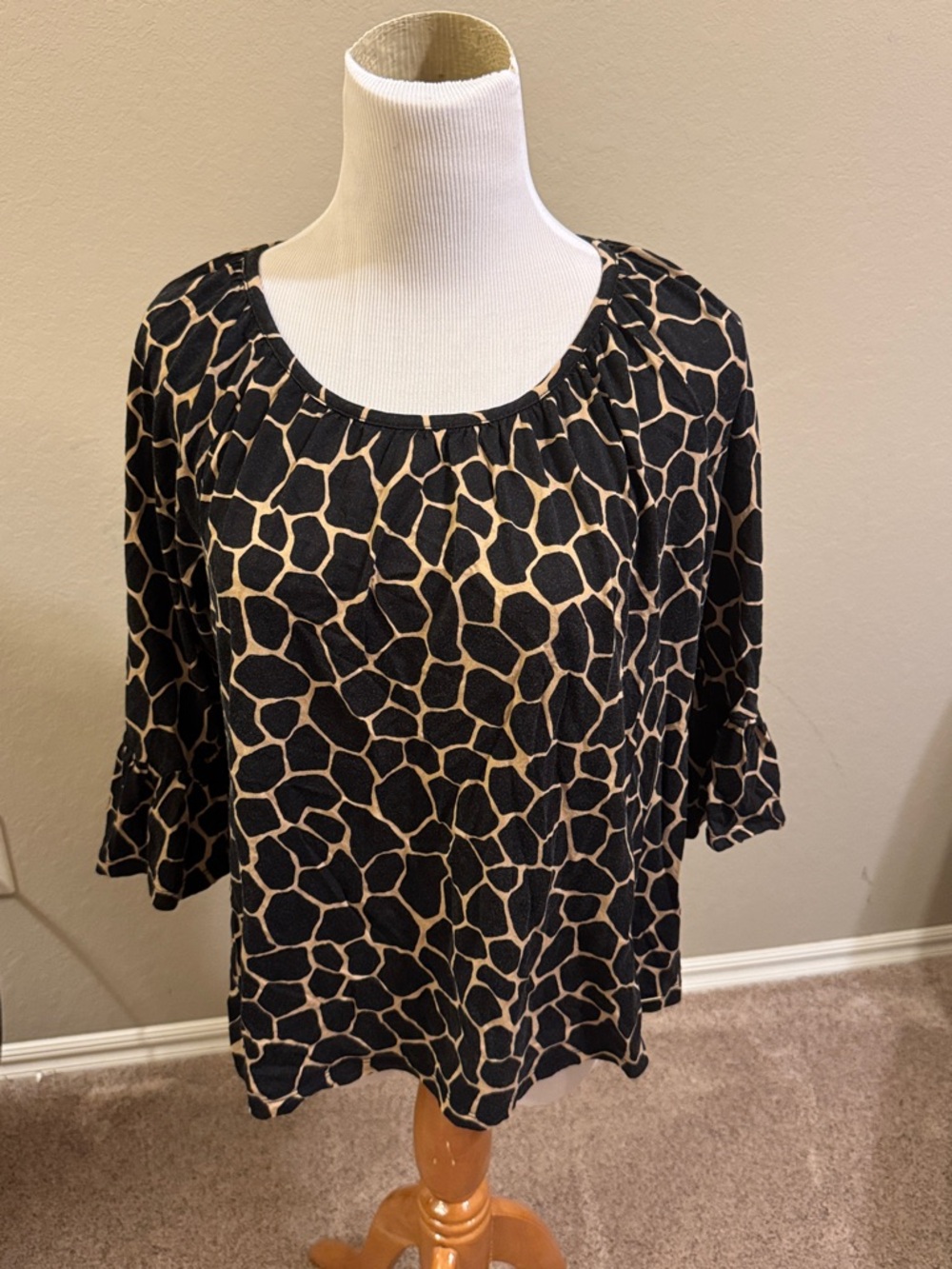 Women's Black and Tan Giraffe Print Pullover Top by Michael Kors.  Size medium